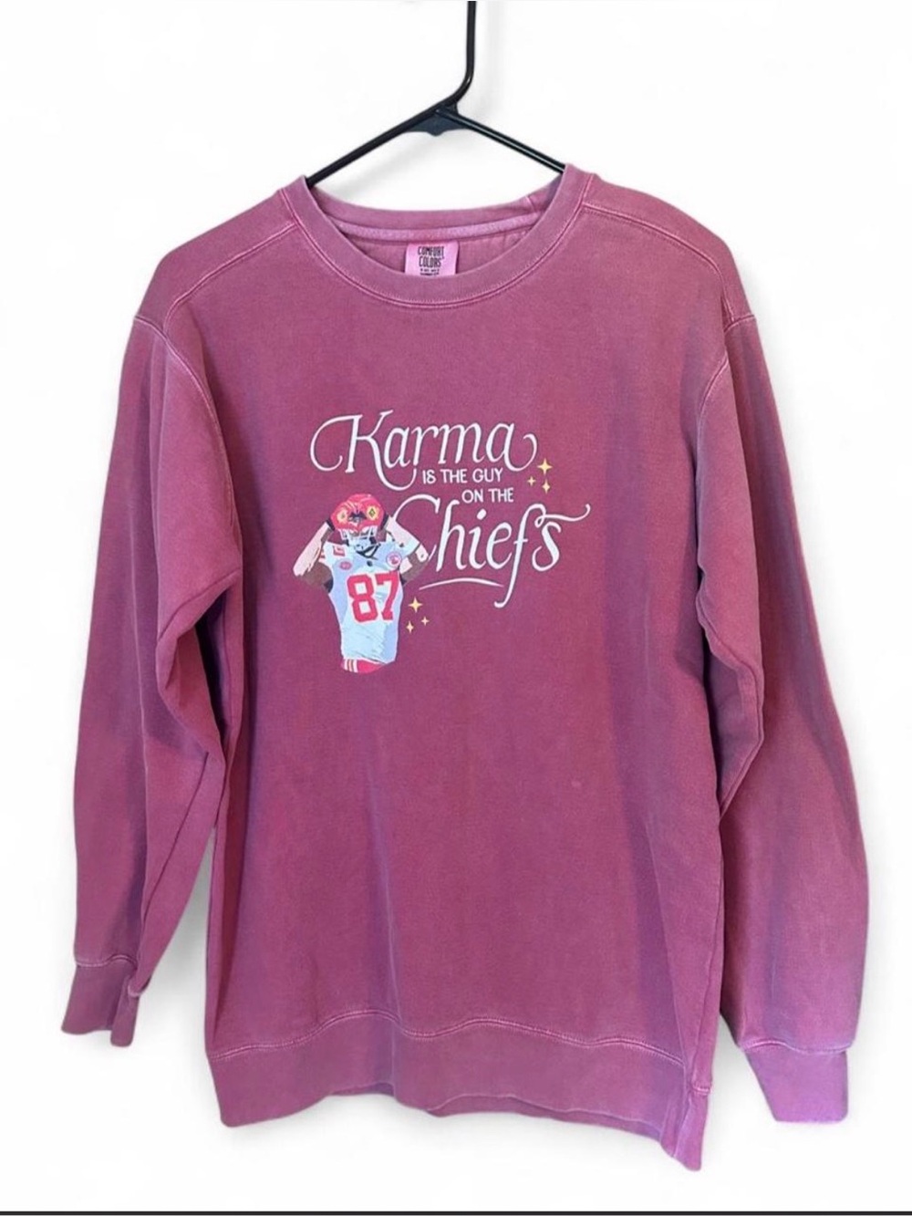 Women’s Comfort Colors Taylor Swift & Travis Kelce Graphic Crewneck Sweatshirt